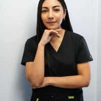 Довольный пациент Agagsia Dental